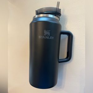 Stanley Quencher H2.0 64oz